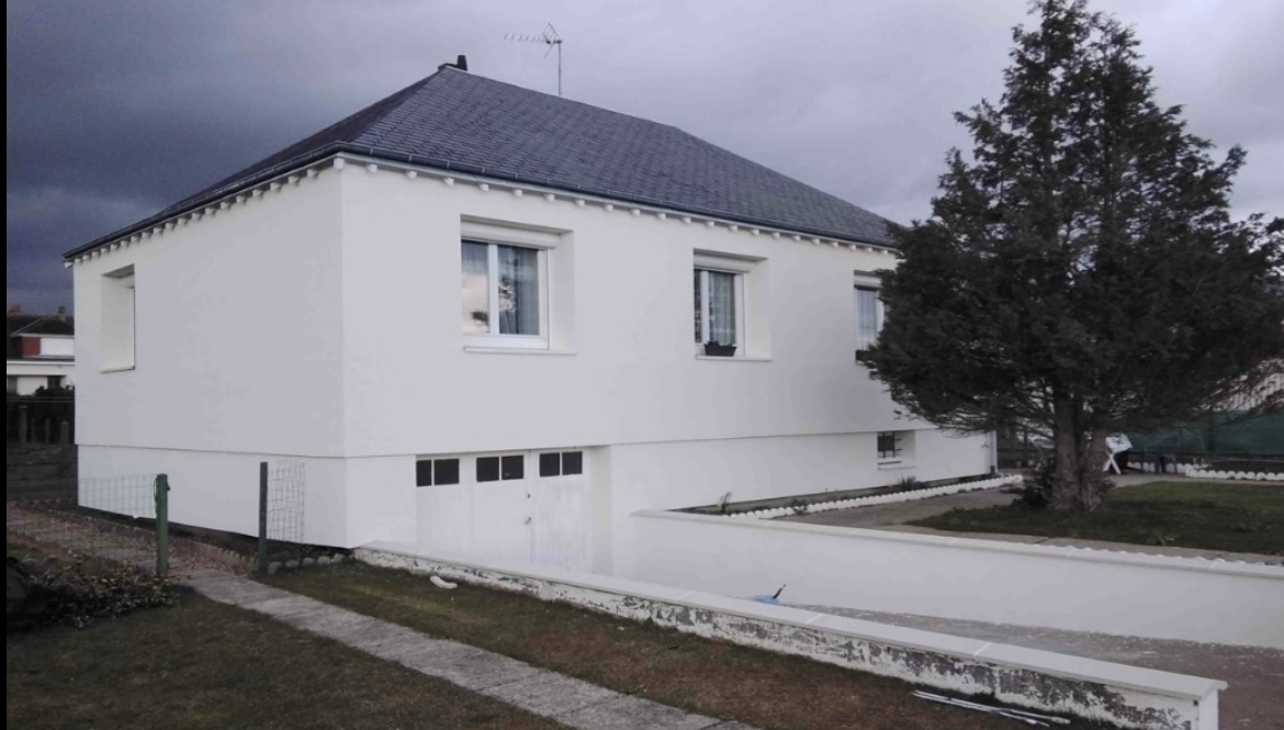 Ravalement de fa&ccedil;ade : comment adapter les travaux selon le type de mat&eacute;riau (pierre, brique, b&eacute;ton) ? Thann
